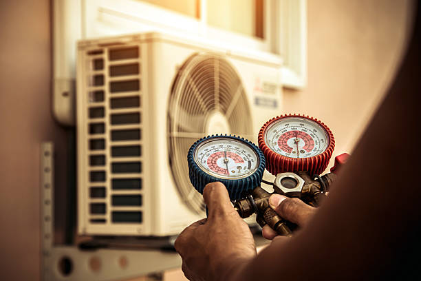 Professional Ac Repair technician working in Mansfield Center, CT